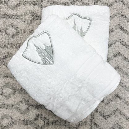 Bulk Strive to Be Towels